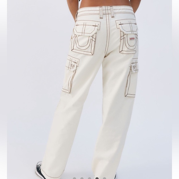 TRUE RELIGION CARGOS - Picture 3 of 7